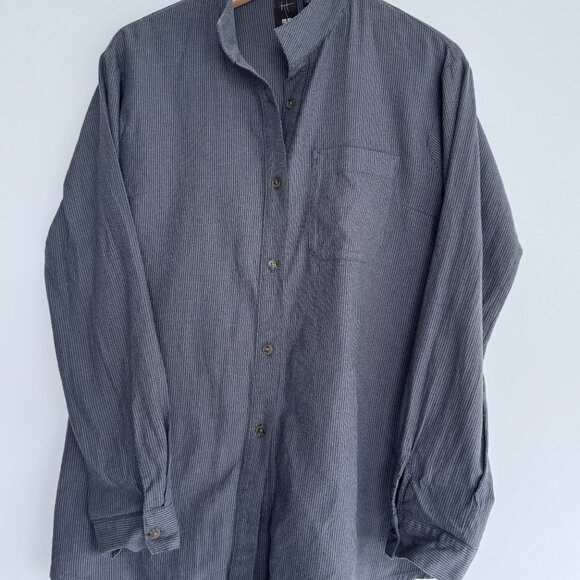 UNIQLO Hana Tajima Button Up Shirt - Picture 2 of 5